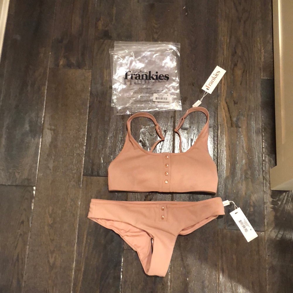 Frankie’s ribbed Alana bathing suit NEVER WORN
